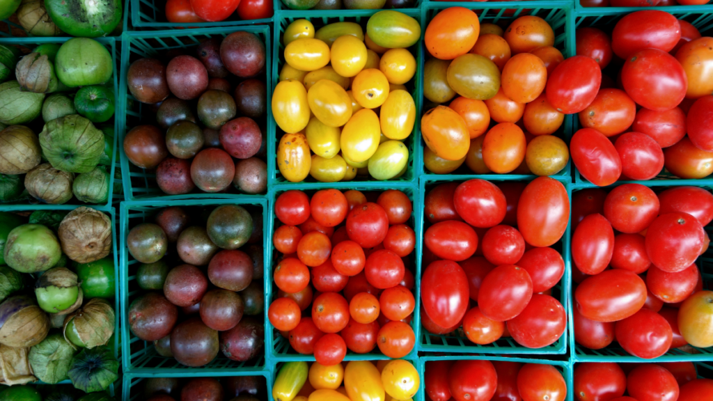 Farmers Market produce tomatoes
